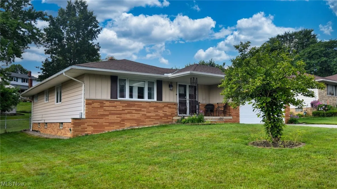 1977 Jacqueline Drive, Parma, Ohio,MLS Now Listing ID