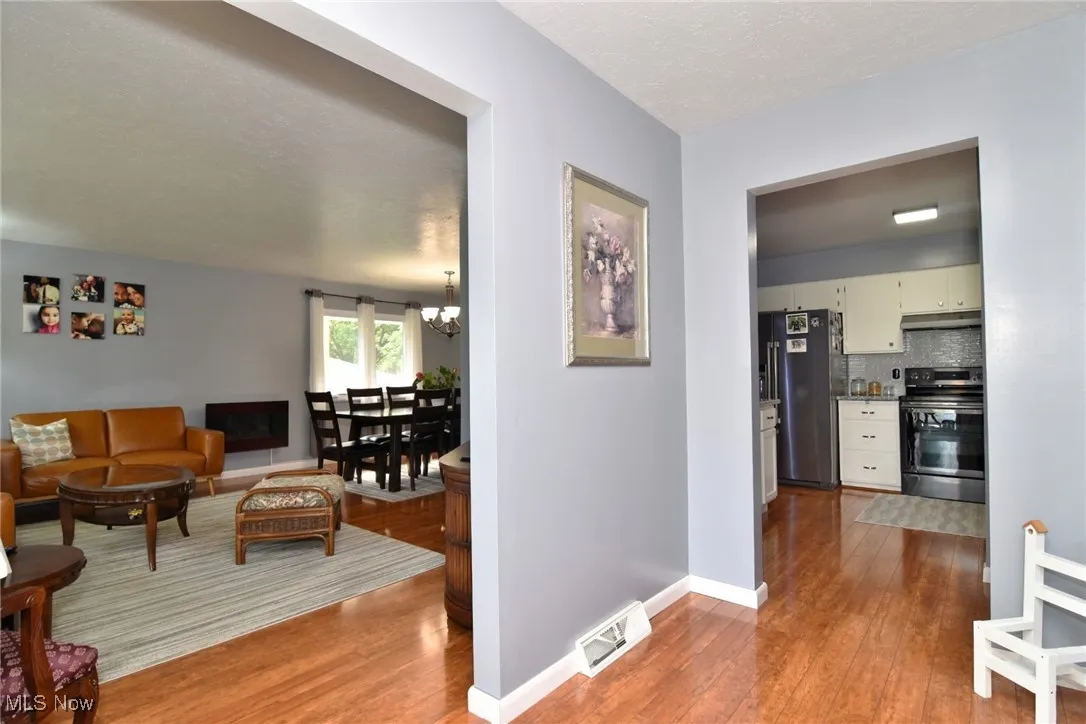1977 Jacqueline Drive, Parma, Ohio,MLS Now Listing ID