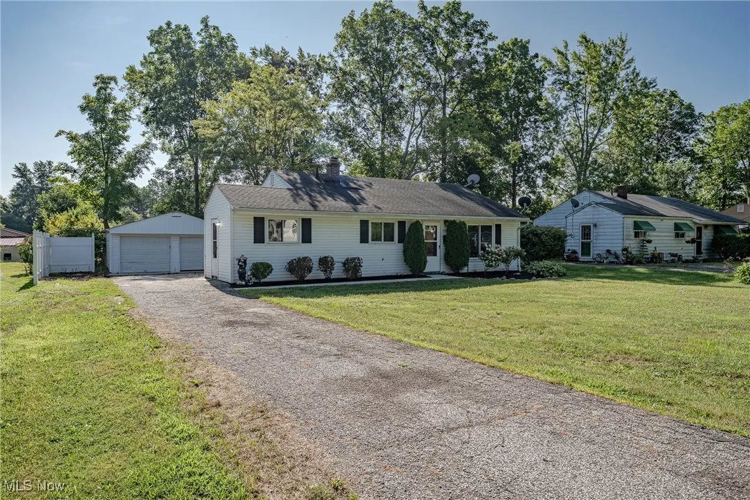 329 Cynthia Drive, Chardon, Ohio 44024,MLS Now Listing ID