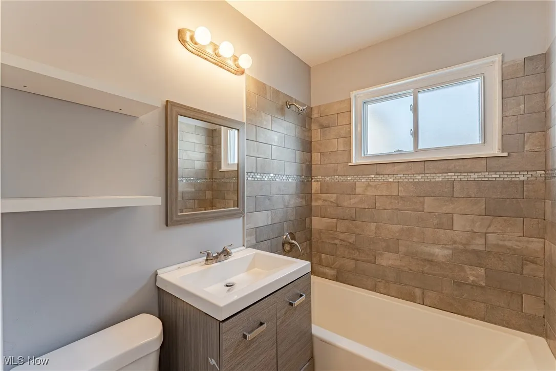 329 Cynthia Drive, Chardon, Ohio 44024,MLS Now Listing ID