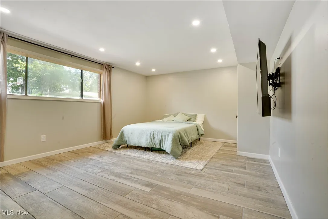 Or recreation room