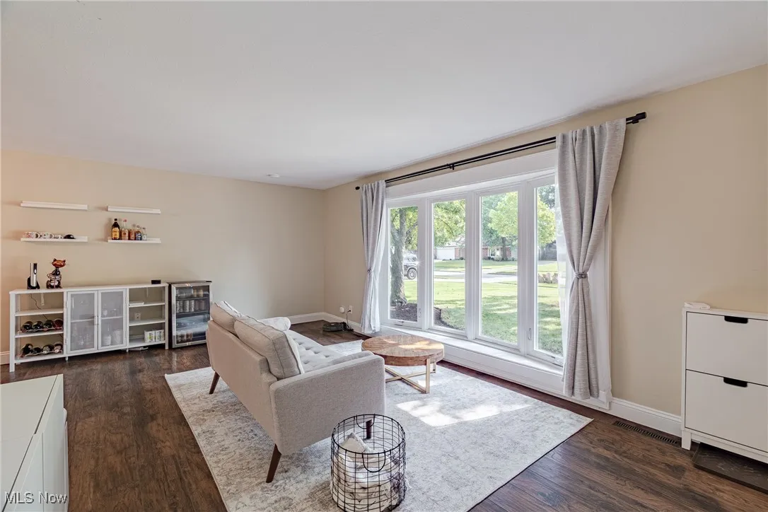 1896 Bromton Drive, Lyndhurst, Ohio 44124,MLS Now Listing ID