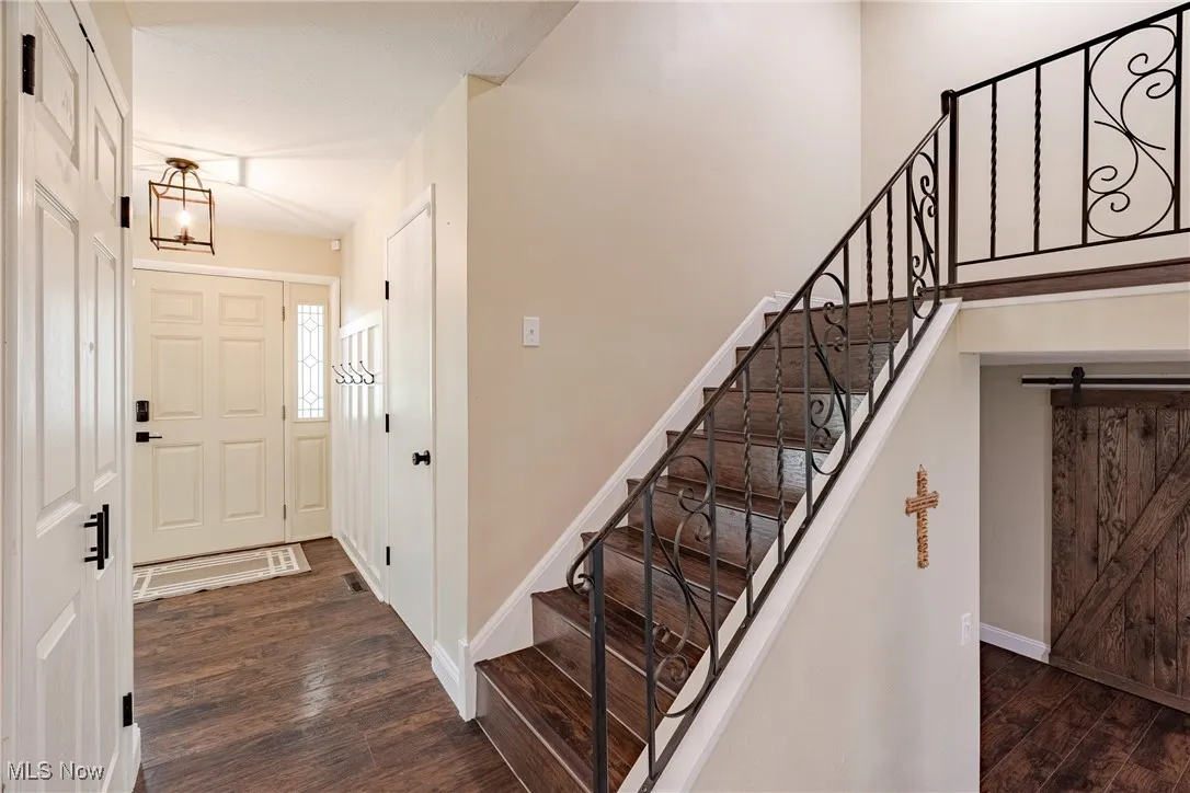 1896 Bromton Drive, Lyndhurst, Ohio 44124,MLS Now Listing ID