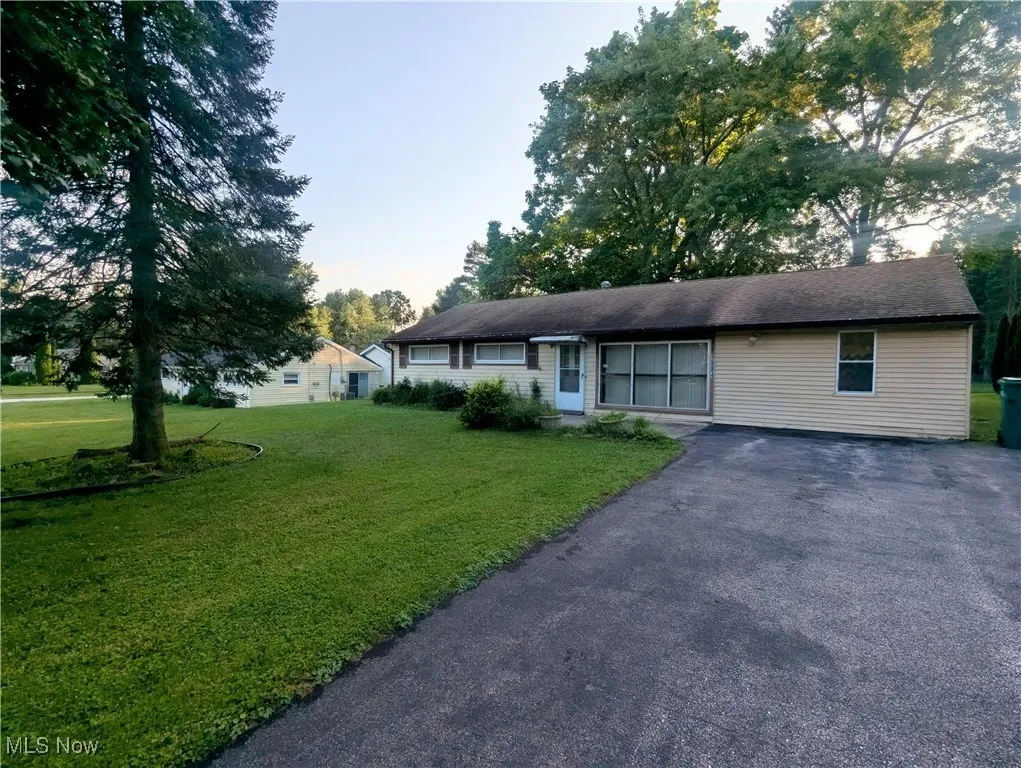 9884 Oakwood Drive, Twinsburg, Ohio 44087,MLS Now Listing ID