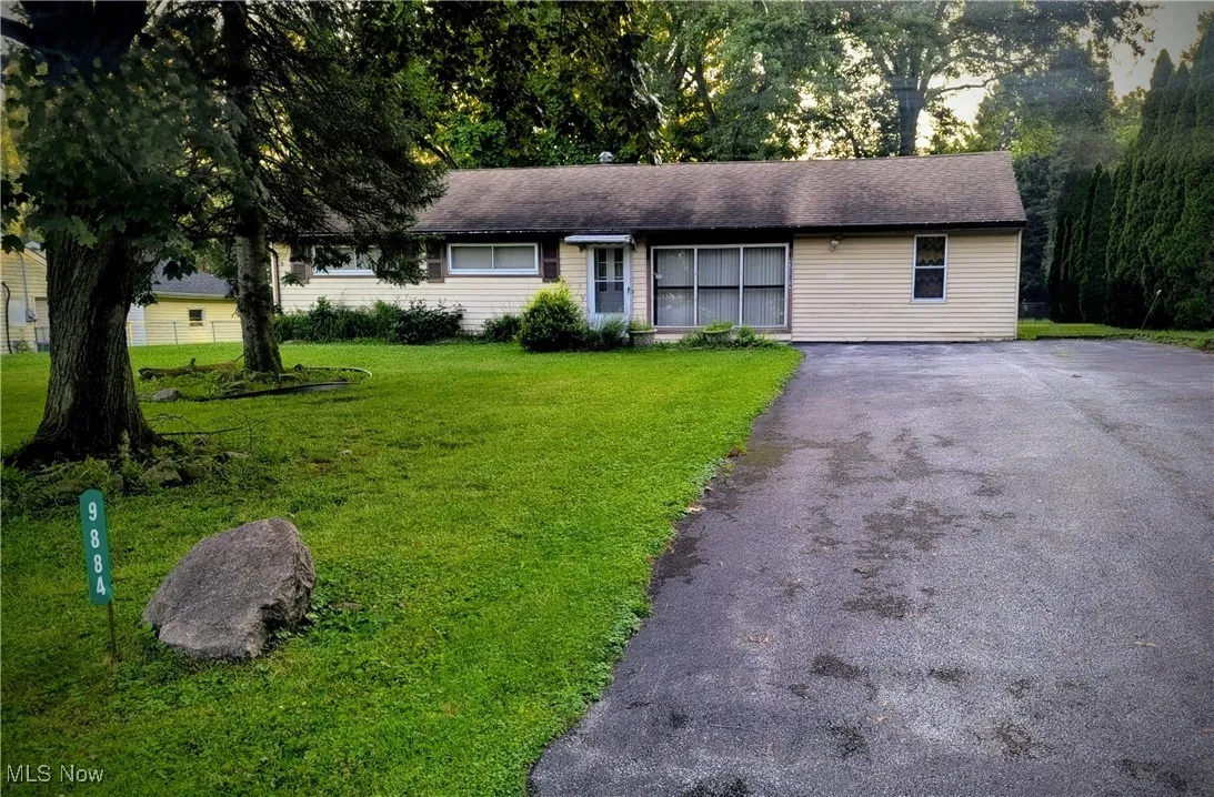 9884 Oakwood Drive, Twinsburg, Ohio 44087,MLS Now Listing ID