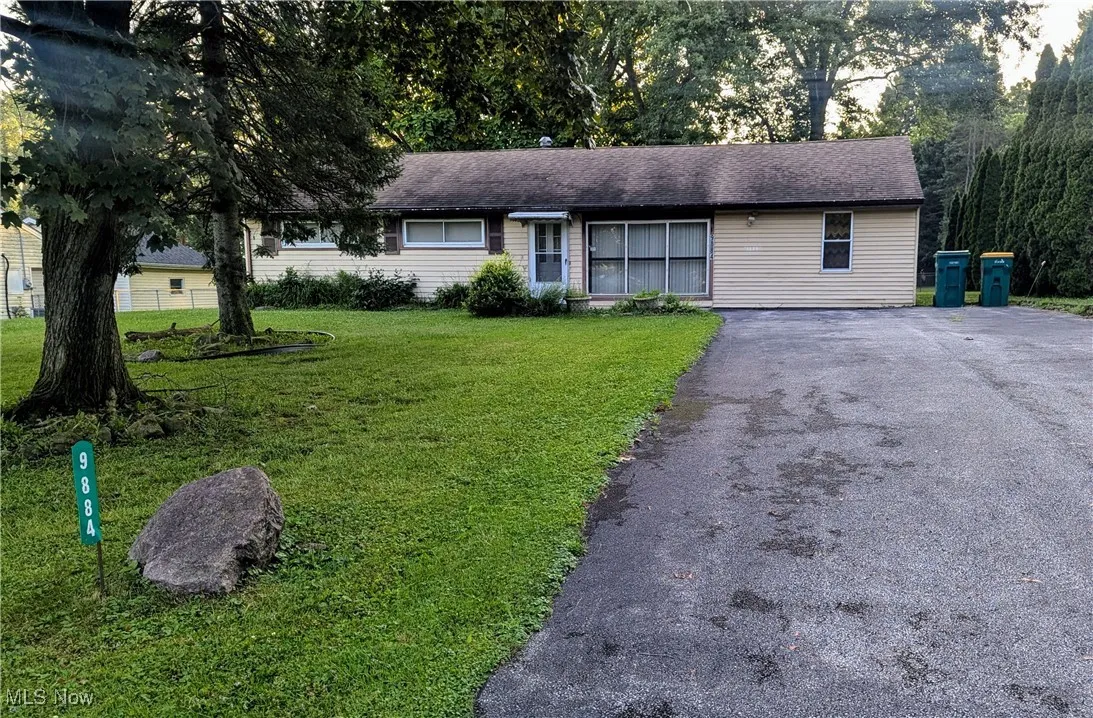 9884 Oakwood Drive, Twinsburg, Ohio 44087,MLS Now Listing ID