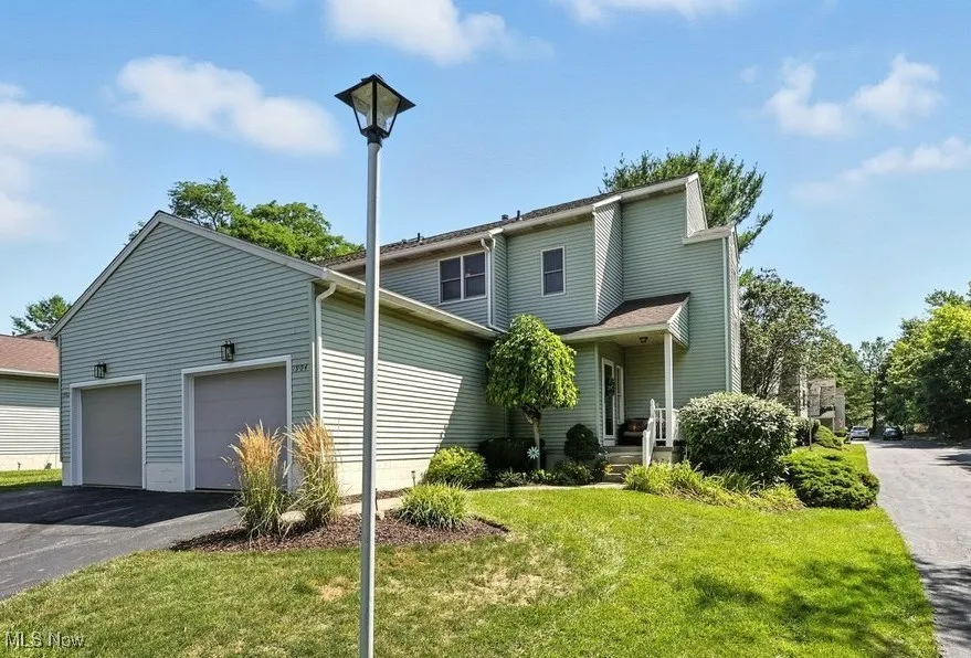 1904 Lillian Road