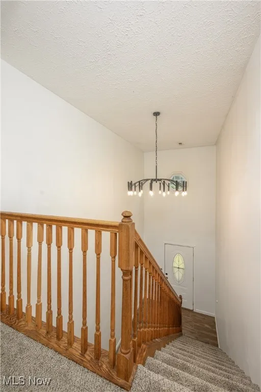 2 story foyer