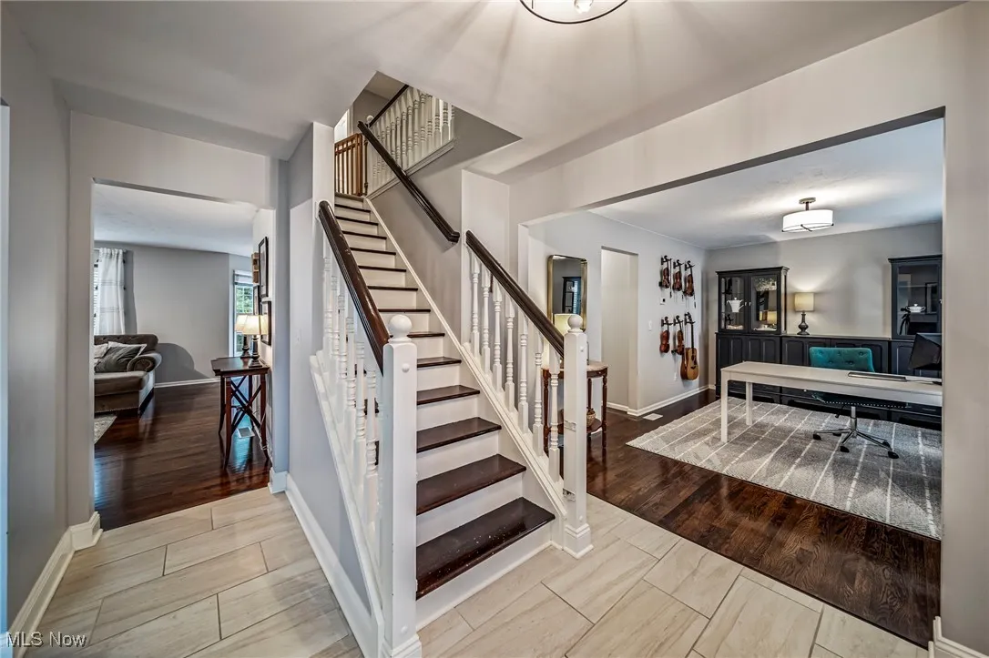 Entryway featuring ceramic tile flooring.
