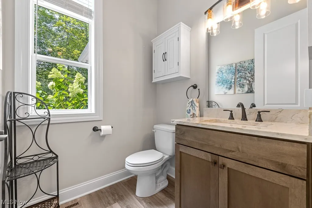 First floor powder bath