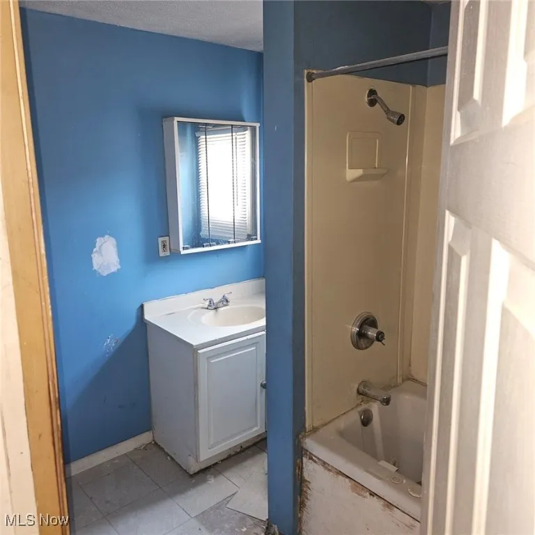 14215 Saint Clair Avenue, Cleveland, Ohio,MLS Now Listing ID