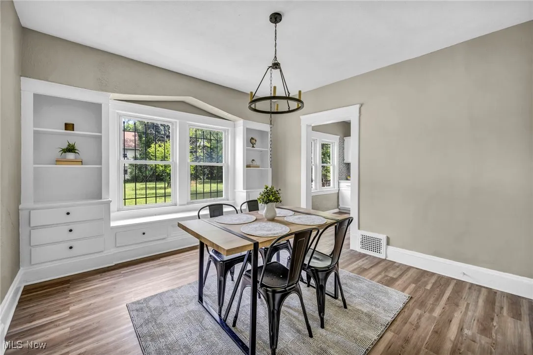 Unit 1- downstairs 3 bed/1.5 bath