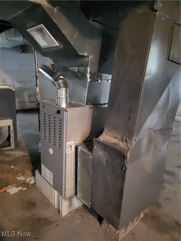 Utilities featuring heating unit