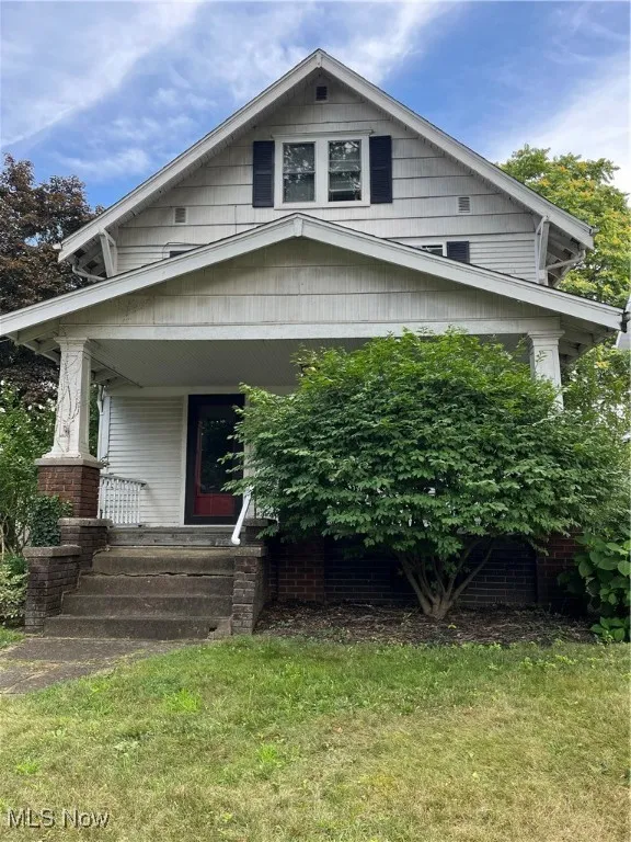 View of front of home with covered porch