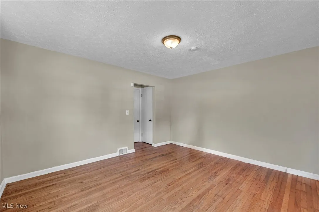 2010 E 221st Street, Euclid, Ohio 44117,MLS Now Listing ID