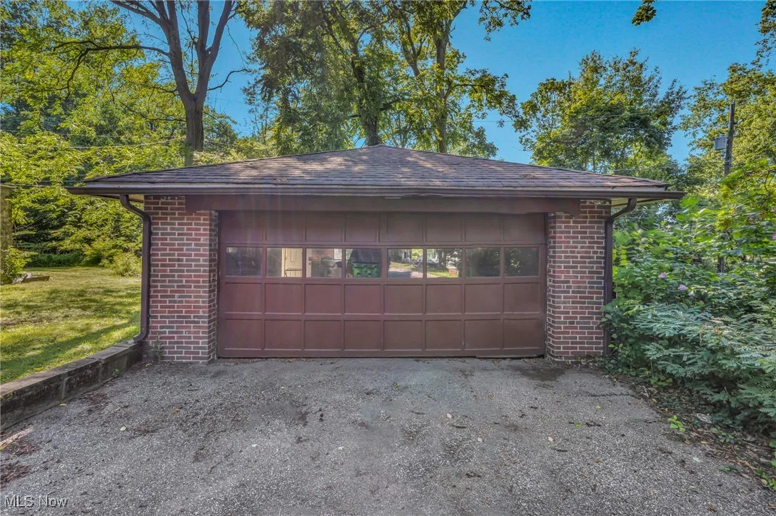 2010 E 221st Street, Euclid, Ohio 44117,MLS Now Listing ID