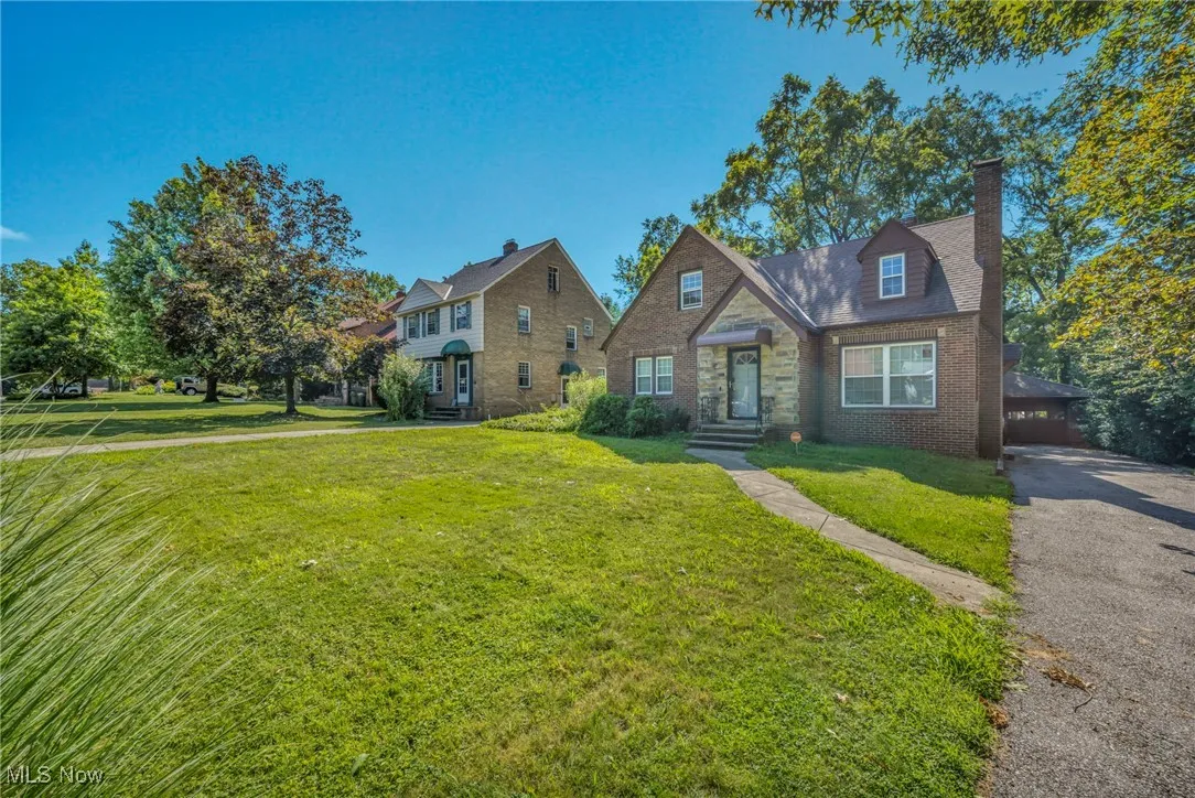 2010 E 221st Street, Euclid, Ohio 44117,MLS Now Listing ID