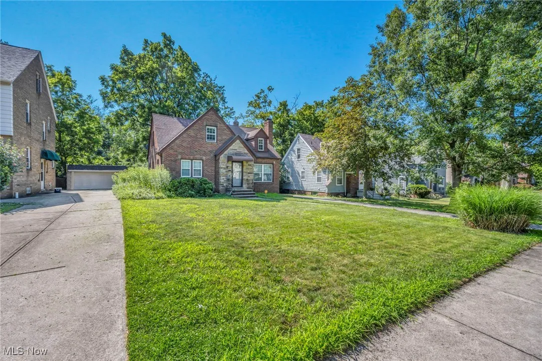 2010 E 221st Street, Euclid, Ohio 44117,MLS Now Listing ID