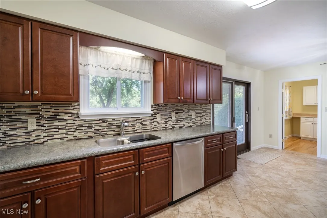 43304 Dellefield Road, Elyria, Ohio 44035,MLS Now Listing ID