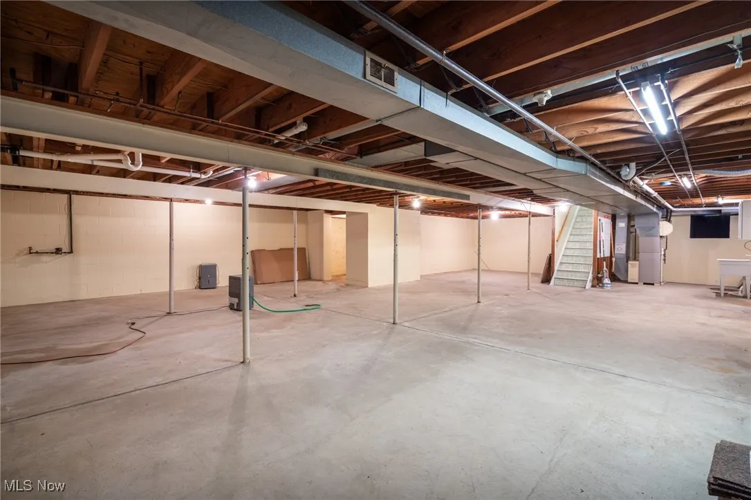 43304 Dellefield Road, Elyria, Ohio 44035,MLS Now Listing ID