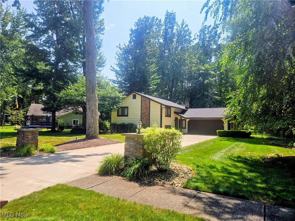 9280 Lorrich Drive, Mentor, Ohio,MLS Now Listing ID