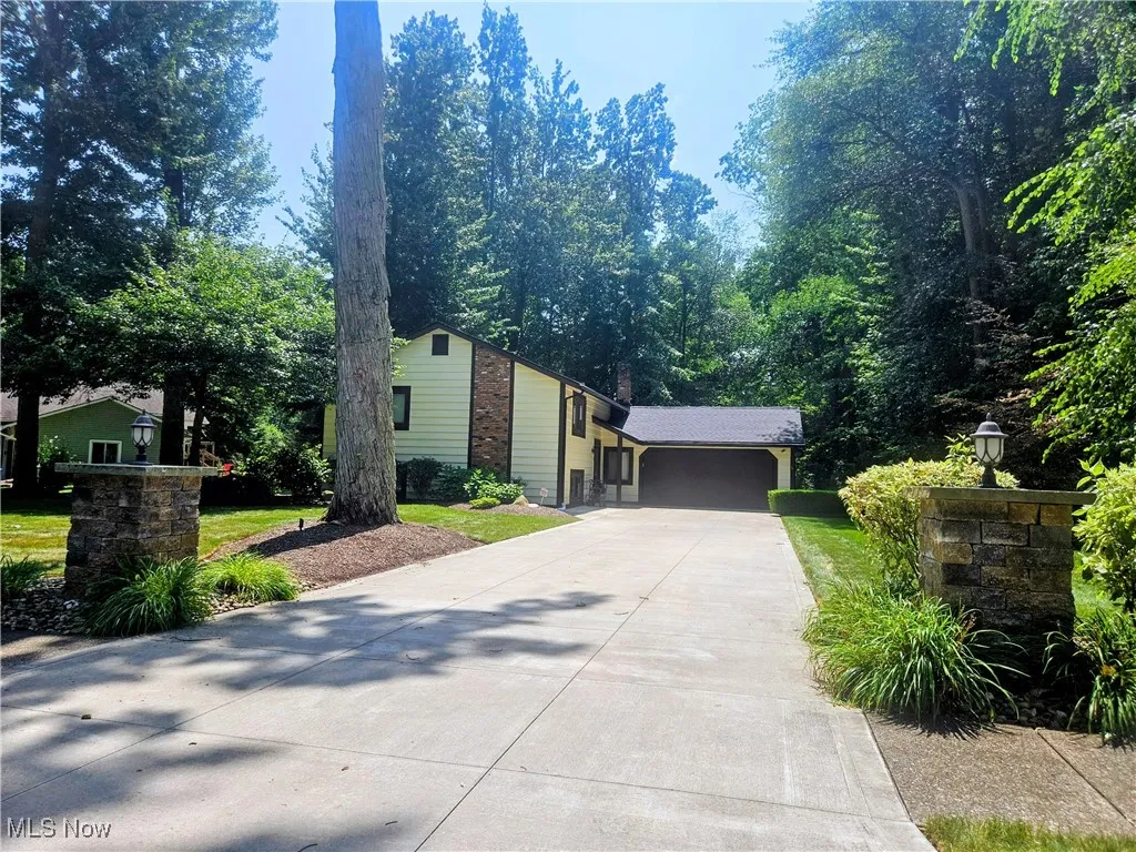 9280 Lorrich Drive, Mentor, Ohio,MLS Now Listing ID