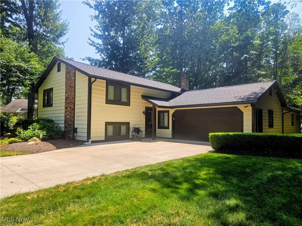 9280 Lorrich Drive, Mentor, Ohio,MLS Now Listing ID