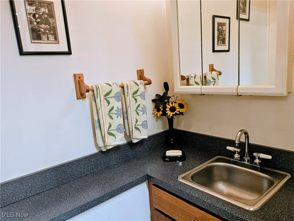 1/2 bath in garage