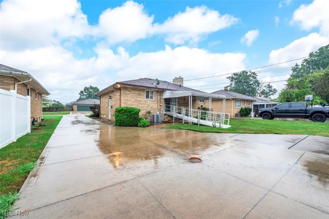 4722 Bentwood Drive, Brooklyn, Ohio 44144,MLS Now Listing ID