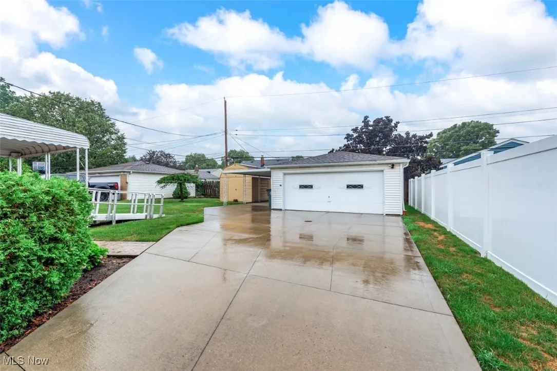 4722 Bentwood Drive, Brooklyn, Ohio 44144,MLS Now Listing ID