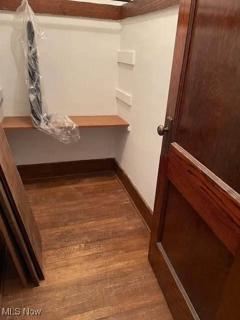Walk In Closet 
Main Level