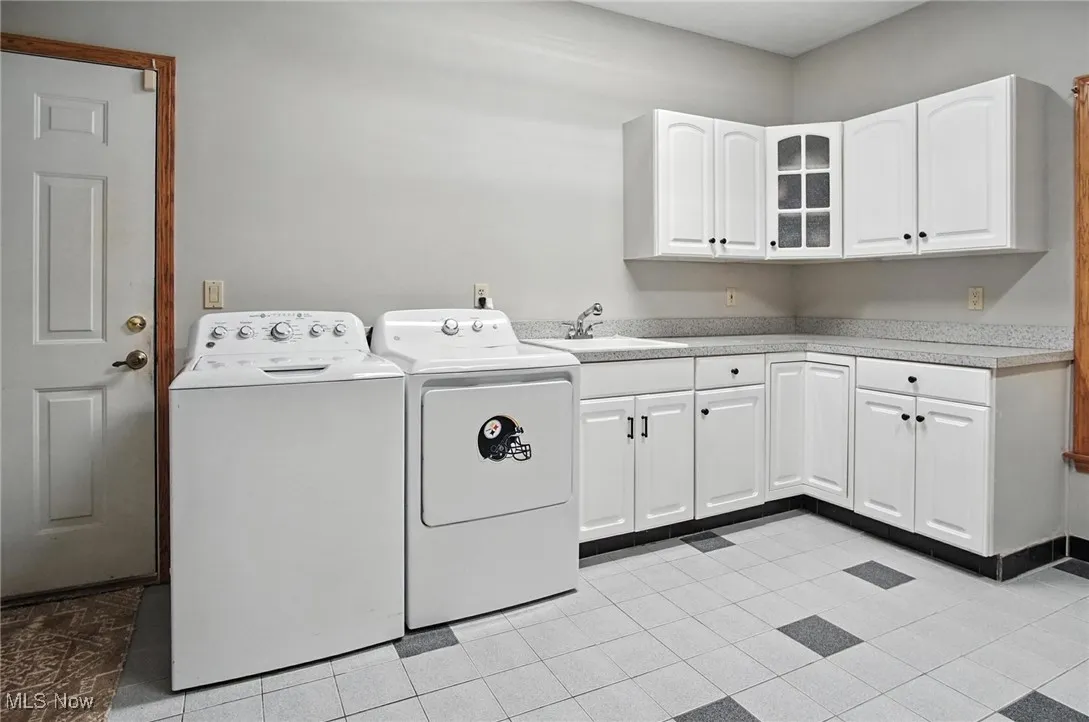 1st floor laundry