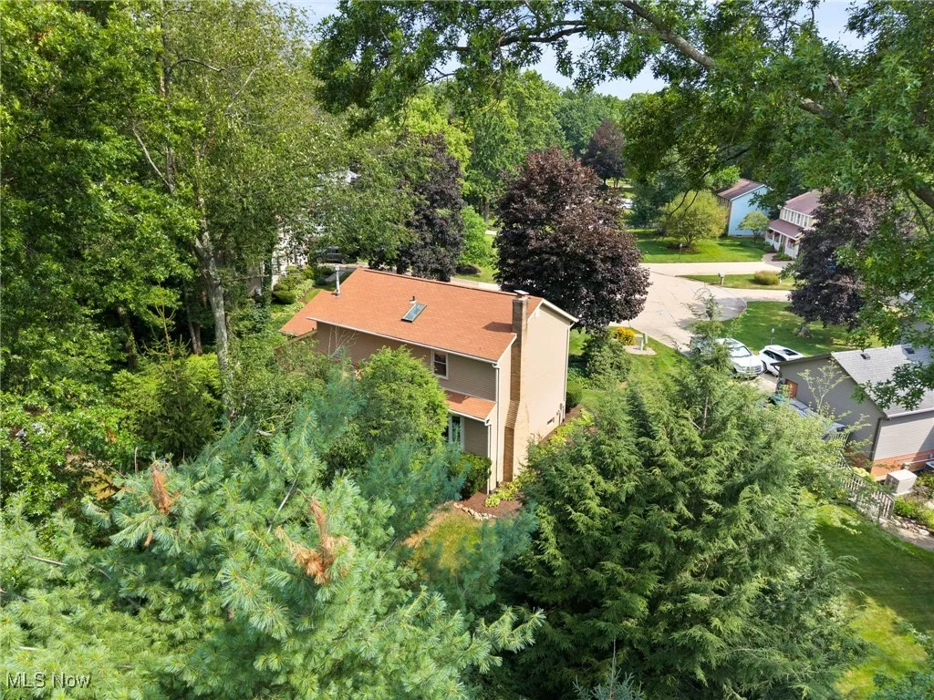 Aerial view of property and surrounding area