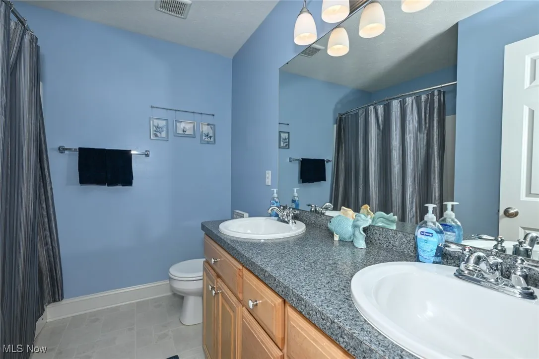 Main Bathroom