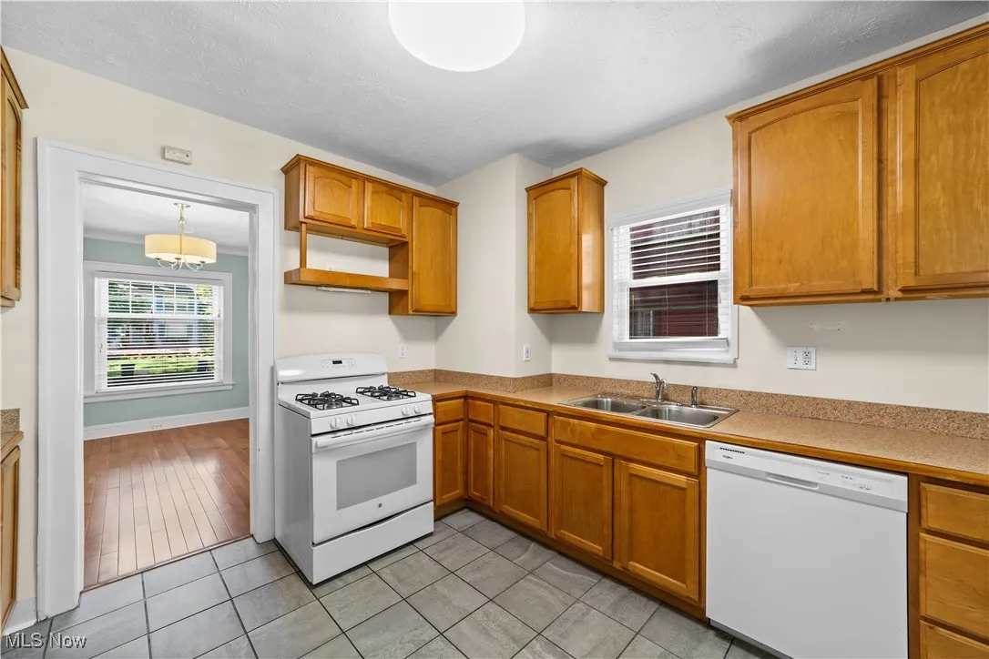 3061 Lincoln Boulevard, Cleveland Heights, Ohio,MLS Now Listing ID