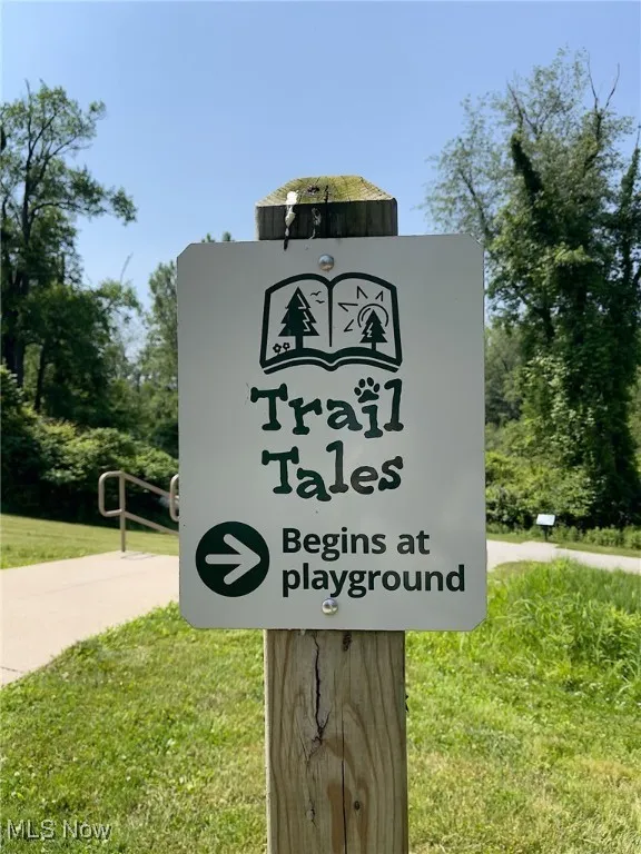 Sippo Lake Trail Tales Story walk entrance