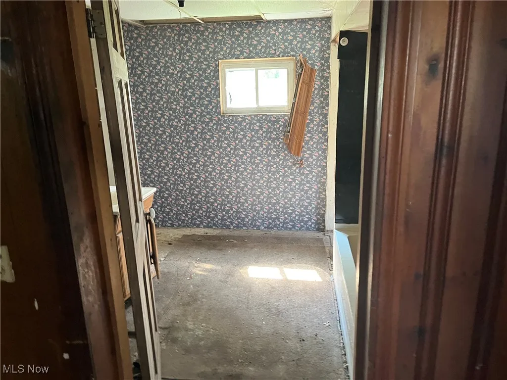 212 Thompson Street, Uhrichsville, Ohio,MLS Now Listing ID