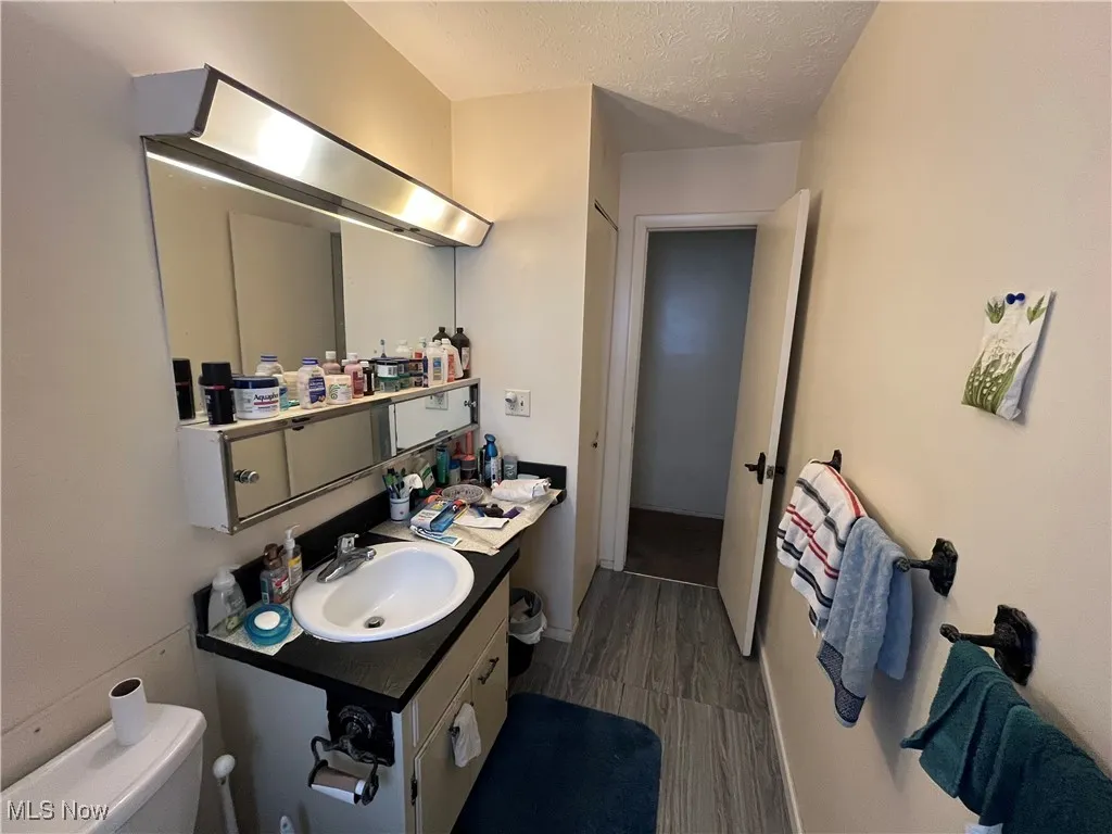 9325 bathroom