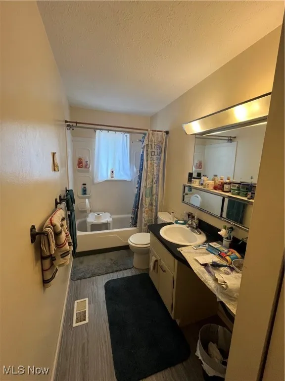 9325 bathroom