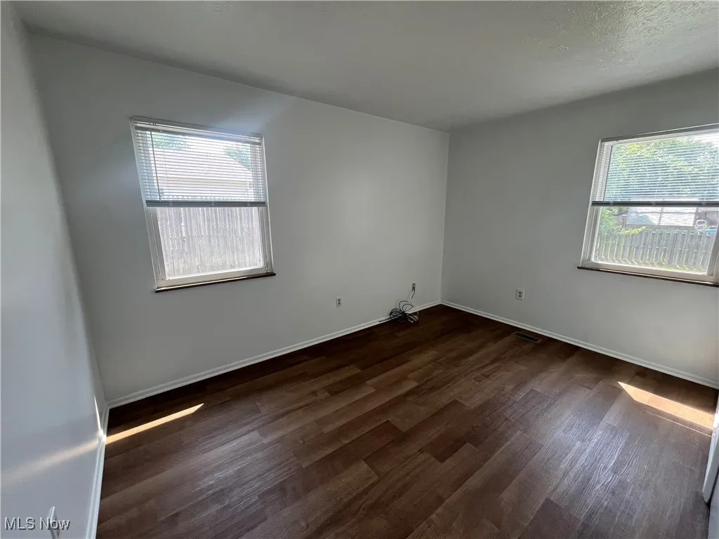 9323 bedroom 2
