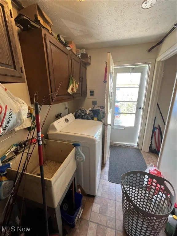 9325 utility room