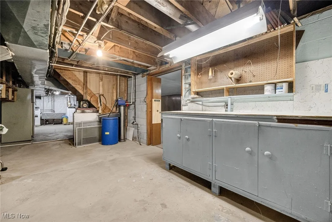 100 E Decker Drive, Seven Hills, Ohio,MLS Now Listing ID
