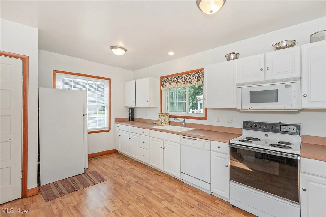 35911 Hiawatha Boulevard, Eastlake, Ohio,MLS Now Listing ID