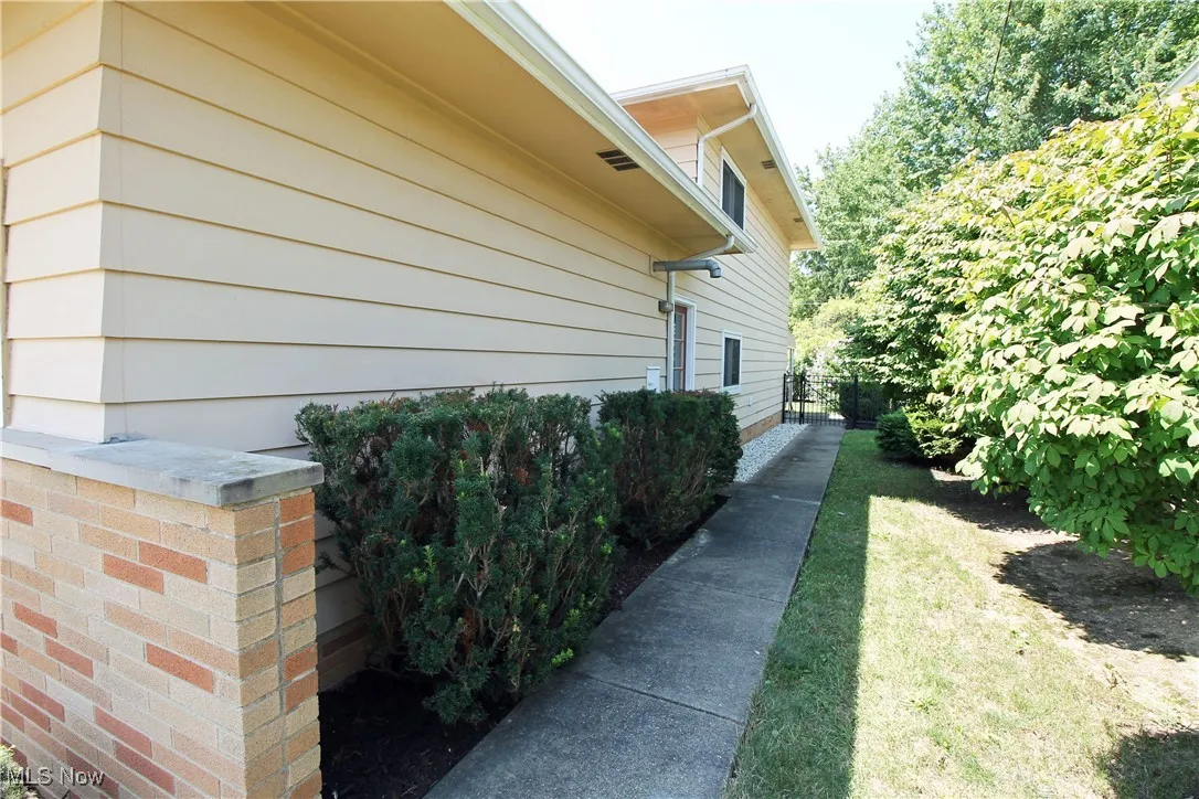 5978 Marra Drive, Bedford Heights, Ohio,MLS Now Listing ID