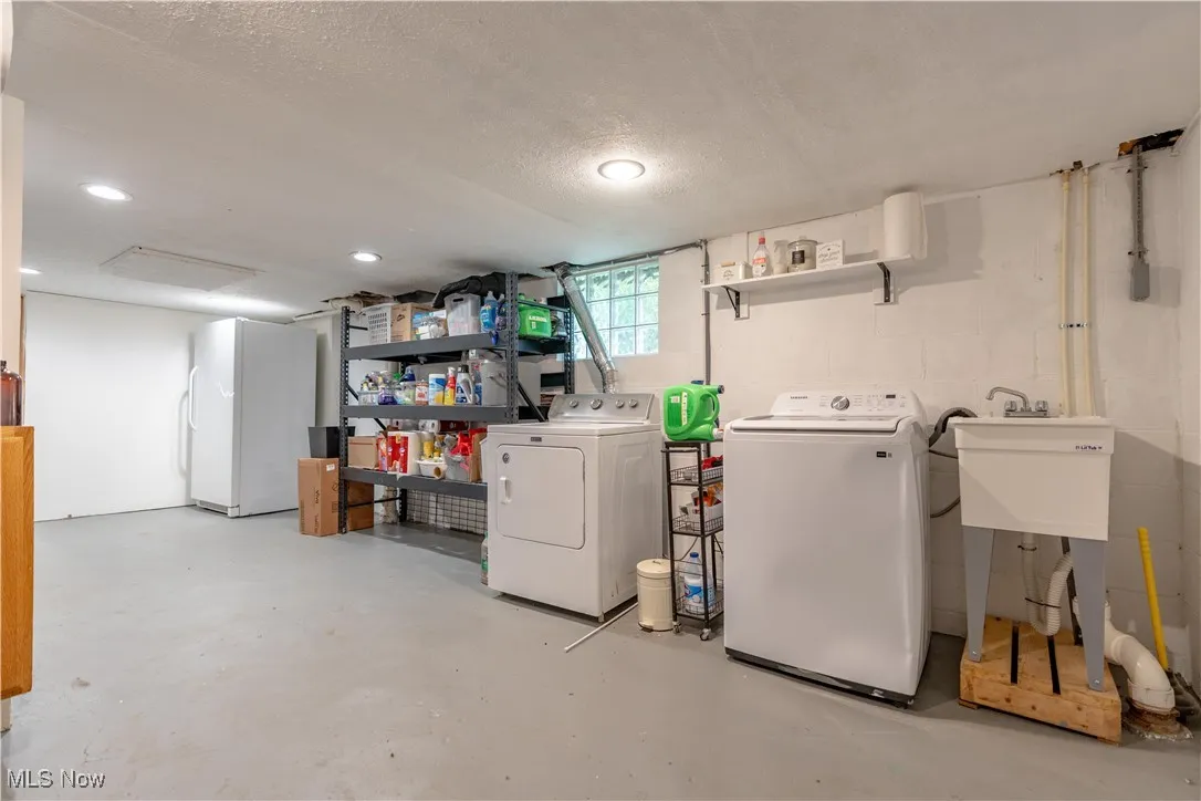 2743 N Bender Avenue, Akron, Ohio,MLS Now Listing ID