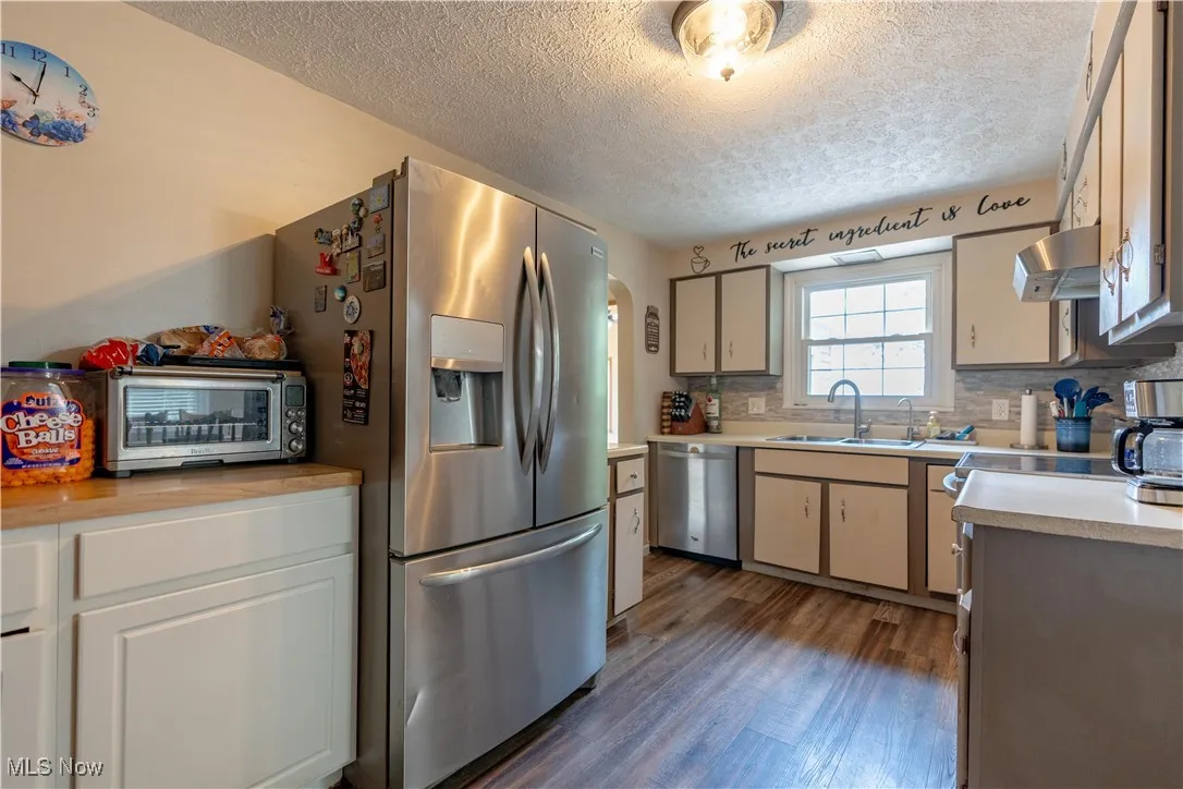 2743 N Bender Avenue, Akron, Ohio,MLS Now Listing ID