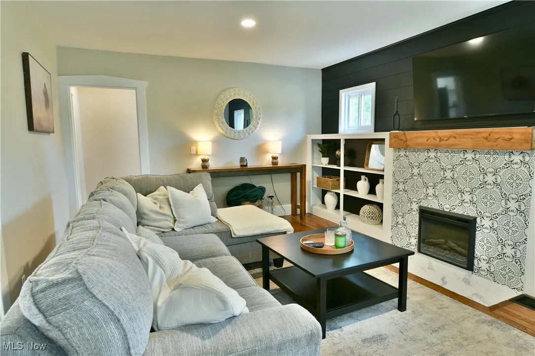 331 Warren Avenue, Poland, Ohio,MLS Now Listing ID