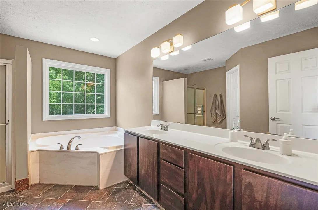 22140 Woodfield Trail, Strongsville, Ohio,MLS Now Listing ID