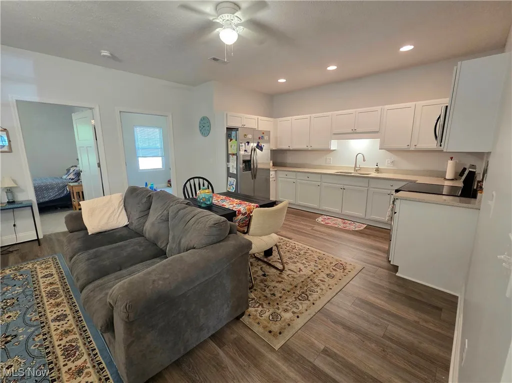 654 Treadway Boulevard, Sheffield Lake, Ohio,MLS Now Listing ID