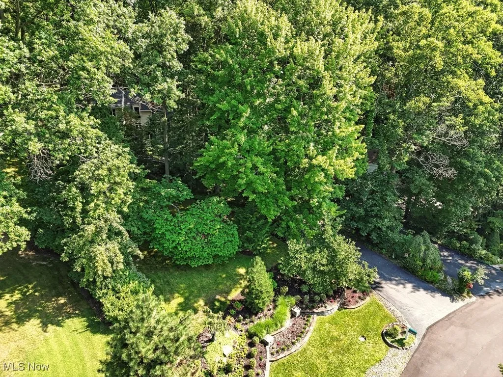 38195 Dodds Hill Drive, Willoughby Hills, Ohio 44094,MLS Now Listing ID